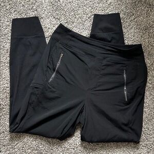 Athleta Black Performance Leggings with Front Zip Pockets